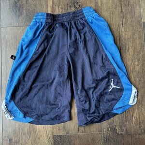 Nike Air Jordan Basketball Blue Athletic Shorts Boys Youth SZ Medium Yrs Dri-Fit